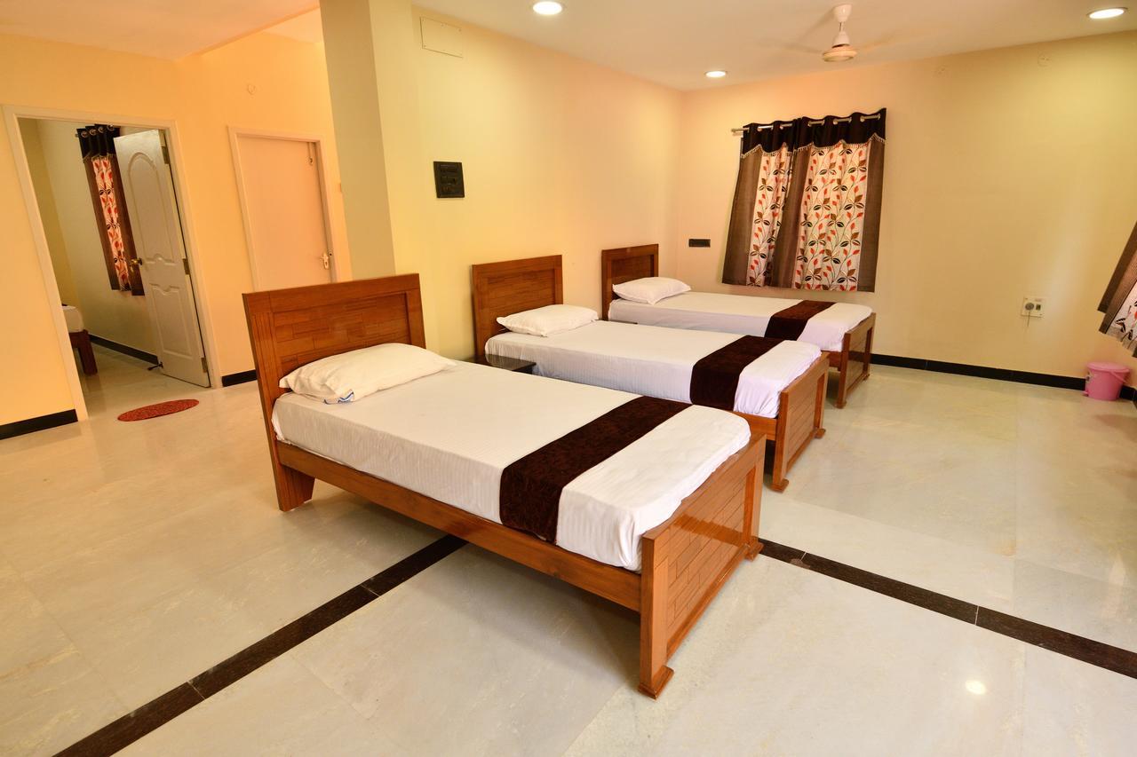 ホテルSri Ranga Krupa Tiruchirappalli エクステリア 写真